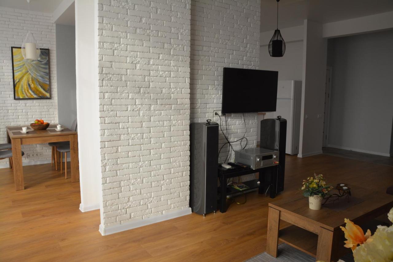 אודסה Sky Apartment מראה חיצוני תמונה